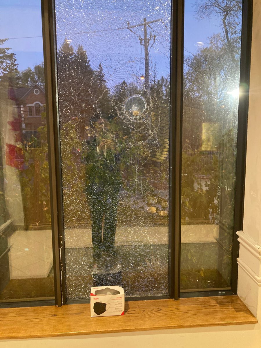 One incident is random, twice is a pattern.

Ten? That’s an epidemic of hate.

That synagogue Kehillat Shaarei Torah’s been vandalized 10x is a direct failure of #Toronto’s leadership on up, it’s a repudiation of our so-called leaders at all levels—they must act or step aside.