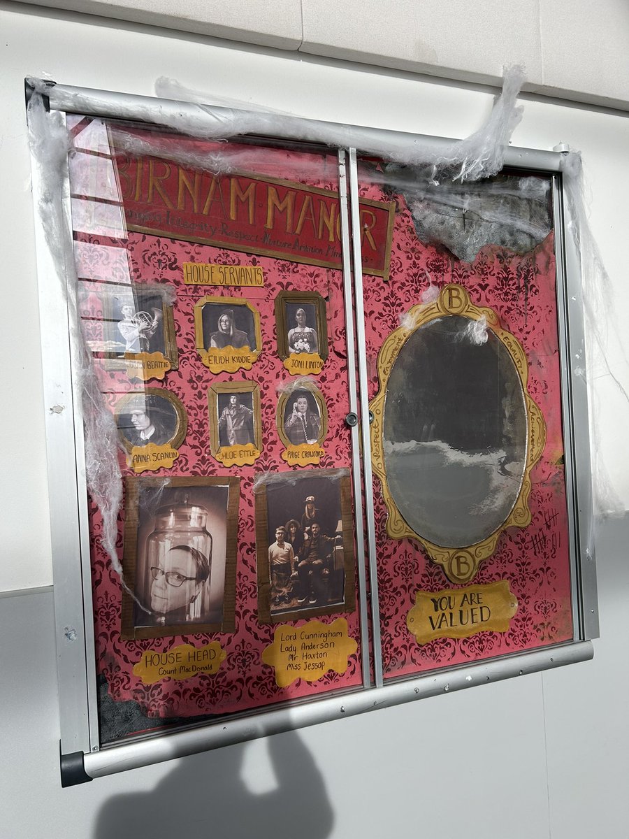 harrisacdundee's tweet image. House Championship results from the first House Captain House Board competition are in:-

1. @CawdorTeam 500 points
2.= @BirnamHarrisAC 400points
2.= @ForresHarrisAc 400 points 
3. @TeamKinloch 300 points

Well done to @TeamCawdor on their success &amp;amp; to all for the high standard.