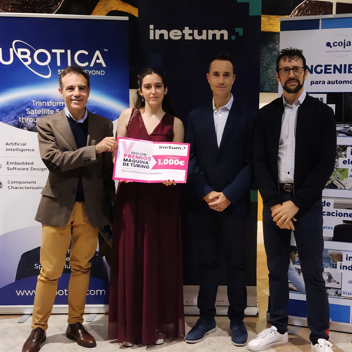 inetum_es's tweet image. [#España] Elena Ballesteros Morallón premio al Mejor TFG en Desarrollo Software por su trabajo “Herramienta para la evaluación del consumo de energía del entrenamiento de redes neuronales”. 

¡Enhorabuena!

@esiuclm @uclm_es 

#Formación #People #Talento #UCLM
#WeAreInetum