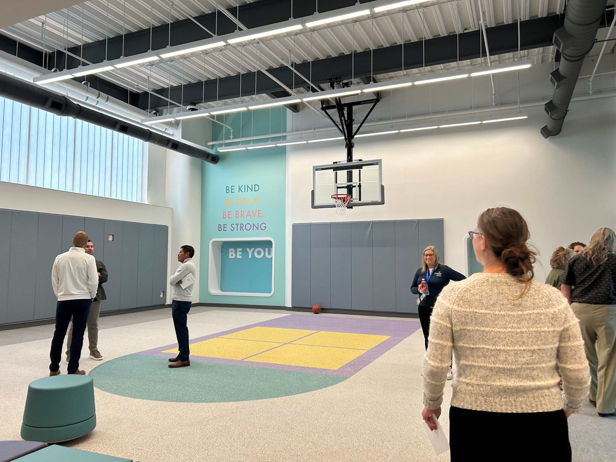 DevelopNebraska's tweet image. Thank you to @ChildrensNE for a tour of the new Behavior Health &amp;amp; Wellness Center in Omaha!
 
What an amazing facility! It will open in January to provide mental health services to children and adolescents in Nebraska.
 
DED is grateful to support the center with ARPA funding.