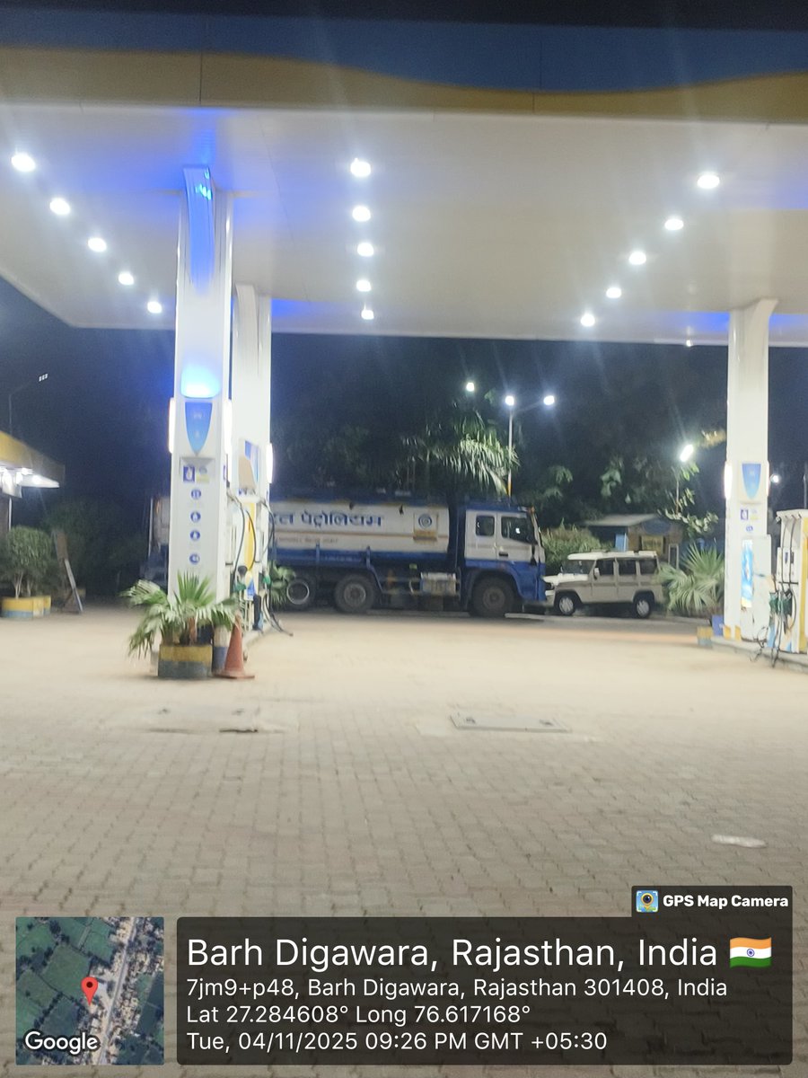 ds62621's tweet photo. #BPCL ashamed on your washroom situation and management at kothin narayanapur #alwar #fuelpump https://t.co/T9Ga6Ce8wR