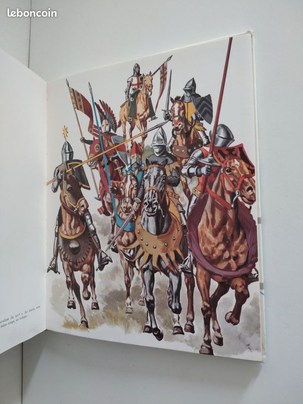 FFusibet's tweet photo. @FavreZian @CodeReinhoTac Les évêques, à l'époque médiévale, portaient armures et armes (Cf. ci-dessous).
Dessin de Liliane et Fred Funcken, le costume et les armes des soldats de tous les temps, tome I https://t.co/pP182Qcx1V