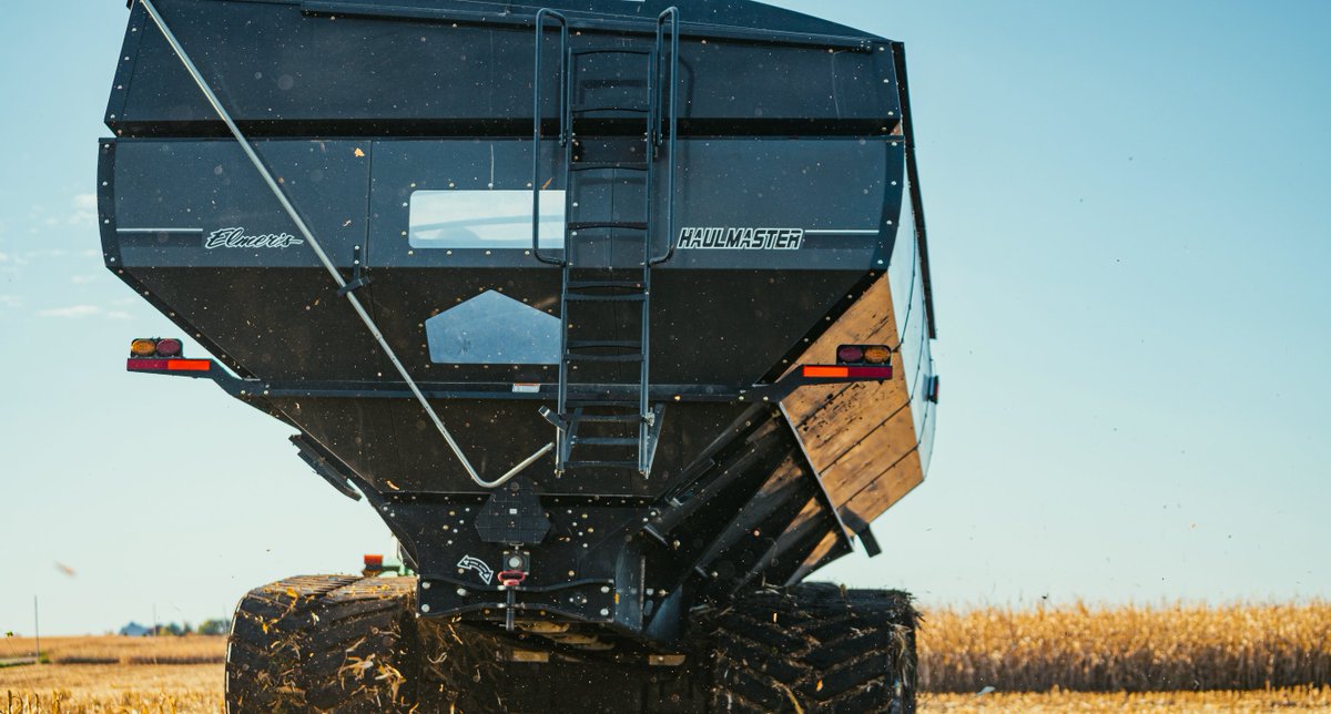 elmersmfg's tweet image. The HIVE Motherbin. Same carrying capacity of five semis in one grain cart. Endless efficiency.