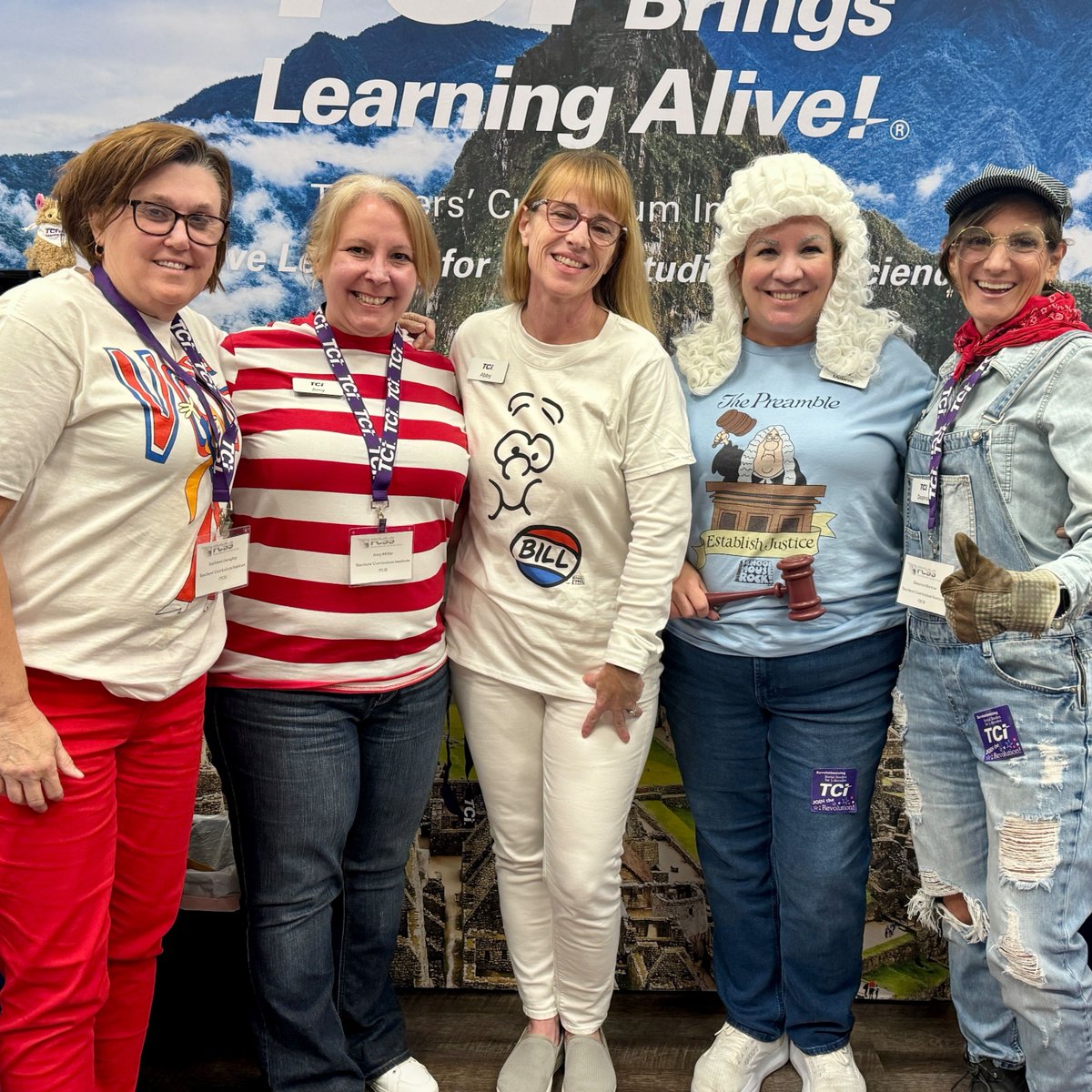 TeachTCI's tweet image. The TCI team wrapped up October, celebrating in costume and connecting with educators at @TxSocialStudies &amp;amp; @FLCSSNetwork. 🎃

Here&apos;s where we&apos;ll be next! bit.ly/4kCJCBX

#sschat #TXCSS2025 #FLEdchat