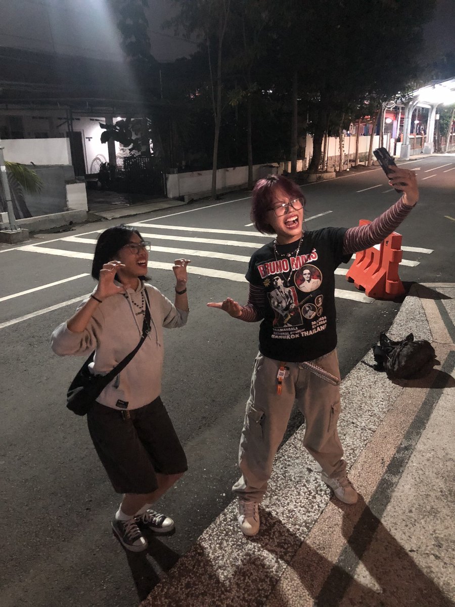 June ★ tweet media