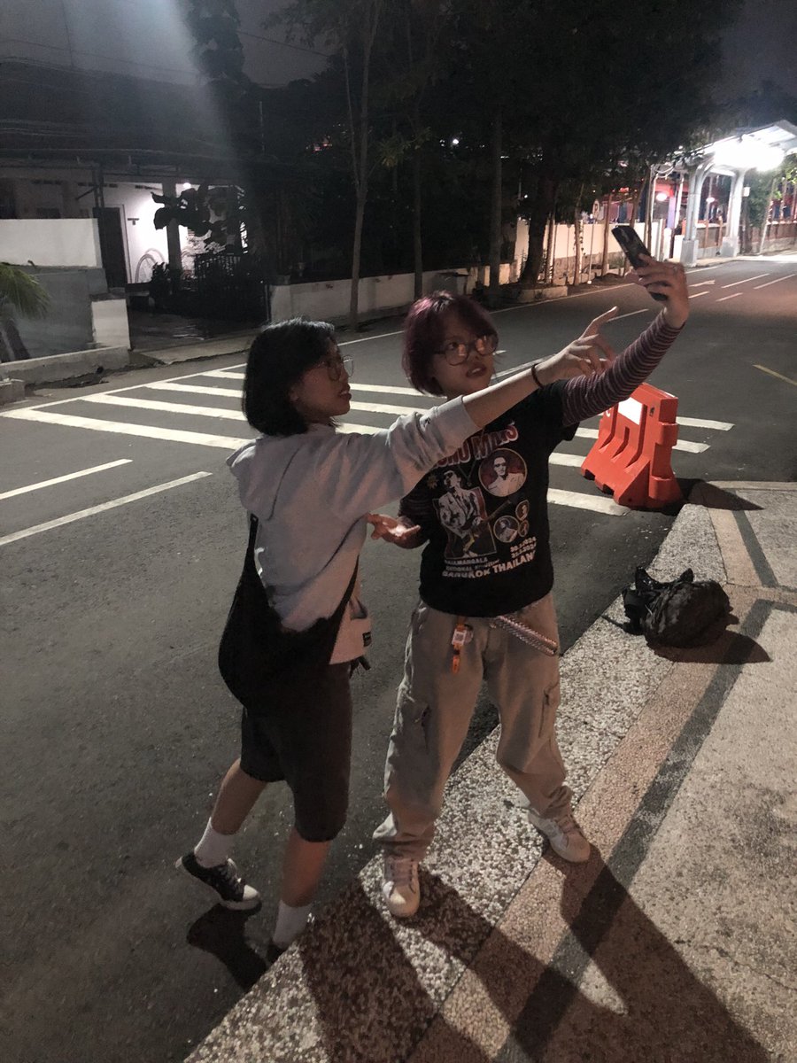 June ★ tweet media