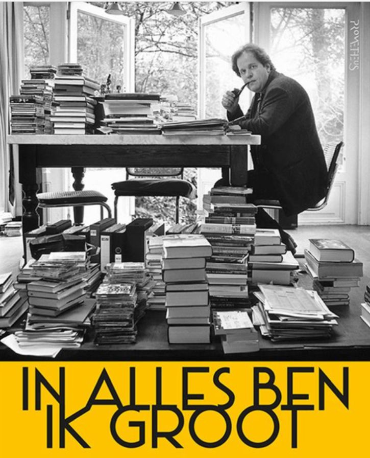 Recensie: Willem Otterspeer – In alles ben ik groot. Leven en lezen van Michaël Zeeman tzum.info/2025/11/recens…