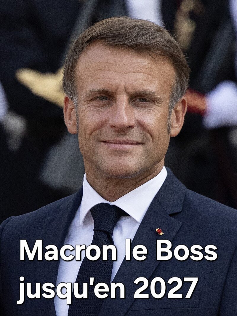 supporterPSGOM's tweet image. Combien de millions de Français insultés depuis des mois, des années par le Macron bashing de tous bords 🤔🤔🤔

Merci également aux médias qui ne privilégient que le chaos ambiant 😡

#TAEM 
#TiensBonMacron
#PasTousDesTraîtres