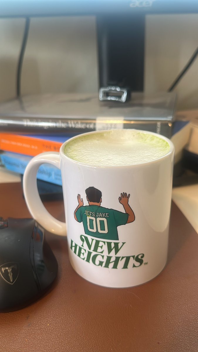 Emily Newman tweet media