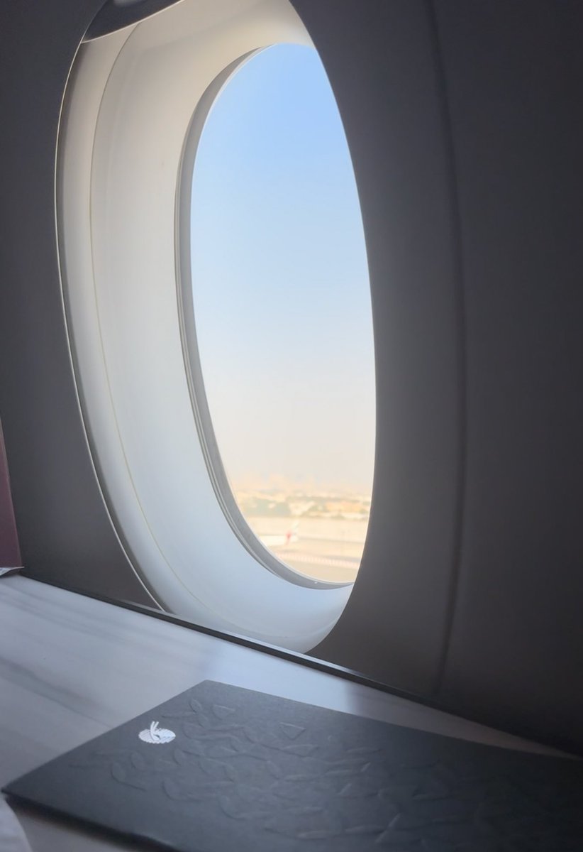 أُعلن خروجي من بطولة <a href="/KingsLeagueMENA/">Kings League MENA</a> 
وعدم جاهزيتي لمواجهة دربحه 
وراح اركز على استعداداتي للسنة القادمة 
حنا مو الي نخسر ب10 اهداف 
احنا نهرب ونصف الرجوله بالهروب.