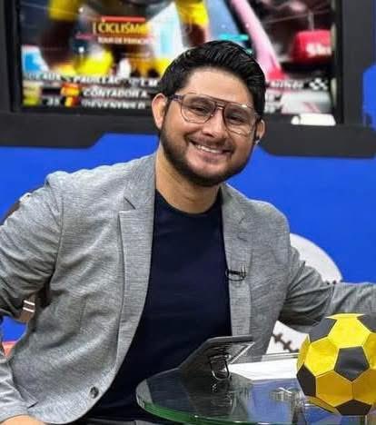 Revista Brújula tweet media