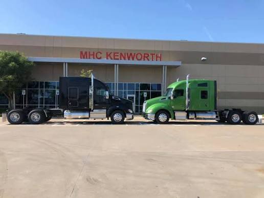 coachdonnie24's tweet image. Join me tonight at MHC Kenworth in Oklahoma City for the last scheduled ADB22X Vendor Night of 2025. The event kicks off at 5:30PM. Let&apos;s connect and engage! #Bendix #Fueledbypassion #Drivenbyresults #2025tour