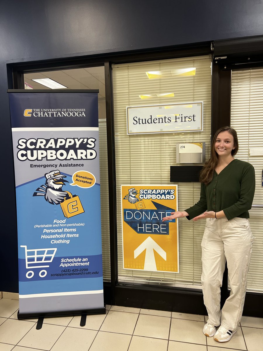 UTC_CJ's tweet image. Photos from what we collected as part of the food fight, featuring MSCJ graduate student, Ellie Yates! 💙💛 UTC CJ will be collecting items for Scrappy’s Cupboard year-round, so if you want to donate, swing by our offices! 4th floor of 540 McCallie! 

@UTChattanooga