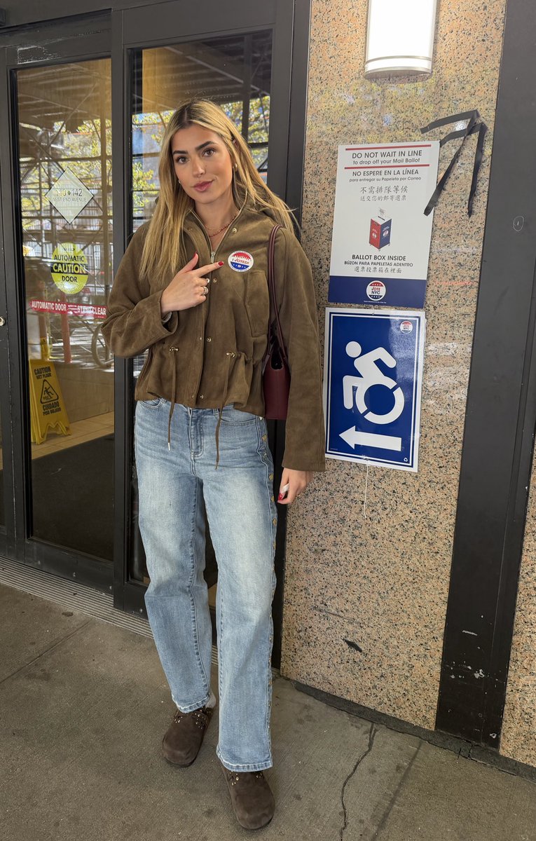 Real New Yorkers are voting for anyone BUT Mamdani. Save our city from socialism! Say NO to a city of YES!