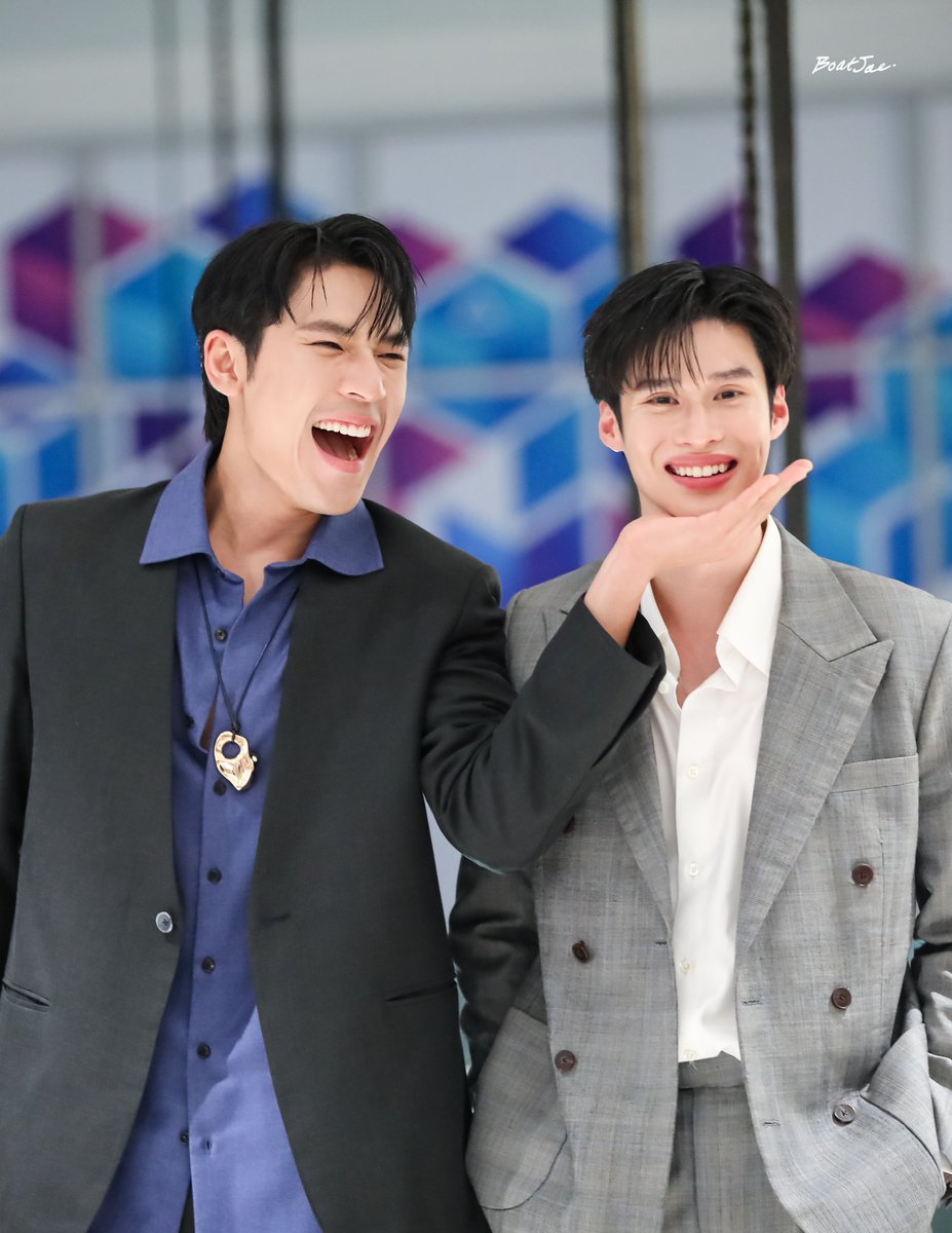 kimboatjae's tweet photo. สมแล้วที่ชื่อ ศัจกร smart อุ๋งเขาแบบเนียนมากกกกกกกก ดูหน้าม๋าได้ใจจจ

#pearlpeak #เพิร์ลพีค 
#pearlpooo #peakpeemapol 
#วันสละโสดกับโจทก์เก่าๆเดอะสรวนมิวสิคัล https://t.co/AjCXvYsdF8