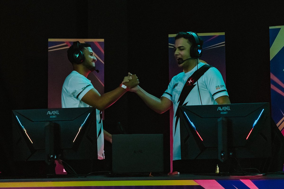 Seguimos mudando o jogo 🇧🇷🏆

VASCO! 💢🎮