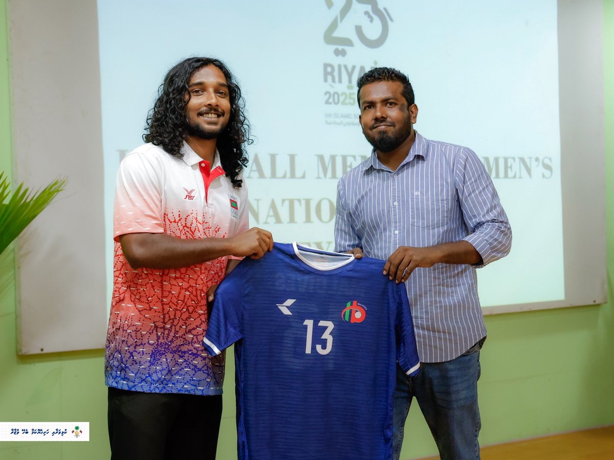 Deputy Minister of Sports Hussain Nihad officially handed over the jerseys to the National Senior Men's and Women's Handball team, ahead of their participation in the Islamic Solidarity Games 2025 in Riyadh, Saudi Arabia.