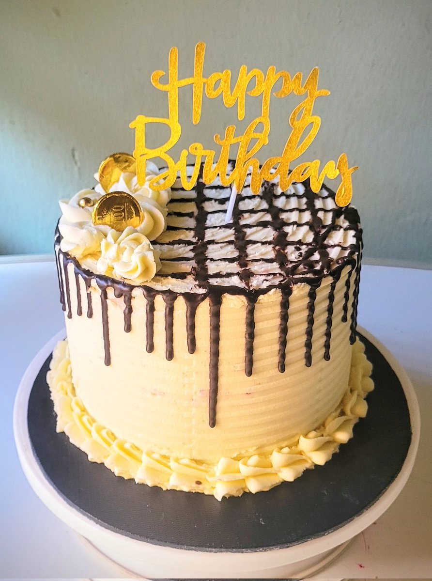 Low on funds?

Our budget cakes are available to make the day beautiful 😍

☎️: 08126953559

Frame 1: ₦10,000
Frame 2: ₦15,000
Frame 3: ₦18,000
Frame 4: ₦20,000

Please RT