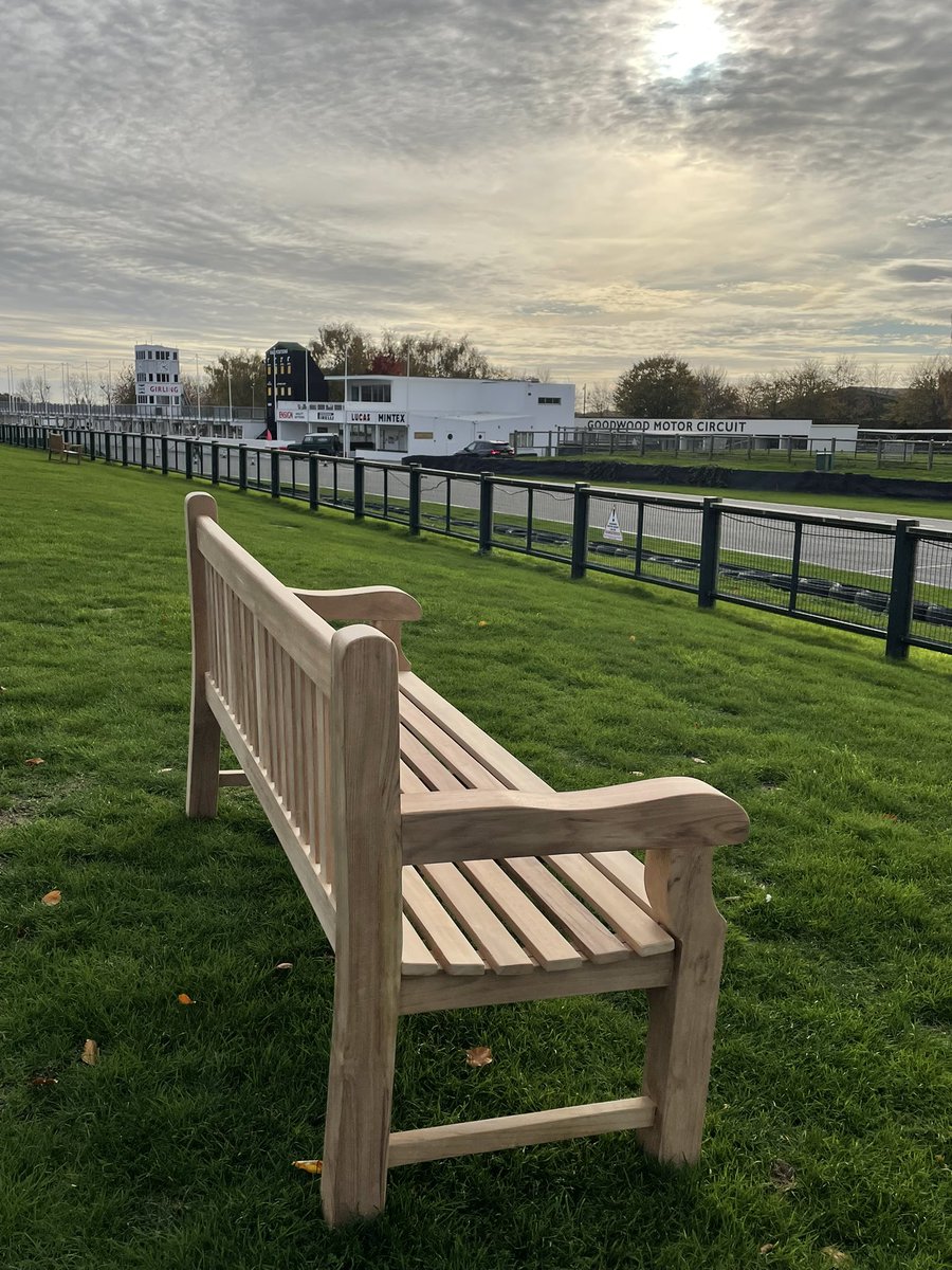 Mark O'Neill tweet media