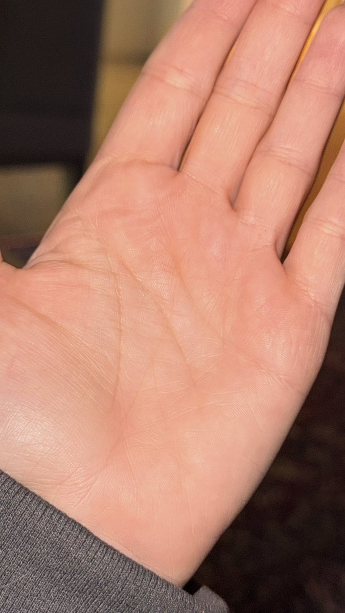 FUJISAMAI's tweet image. روش صحیح خوردن سیب: