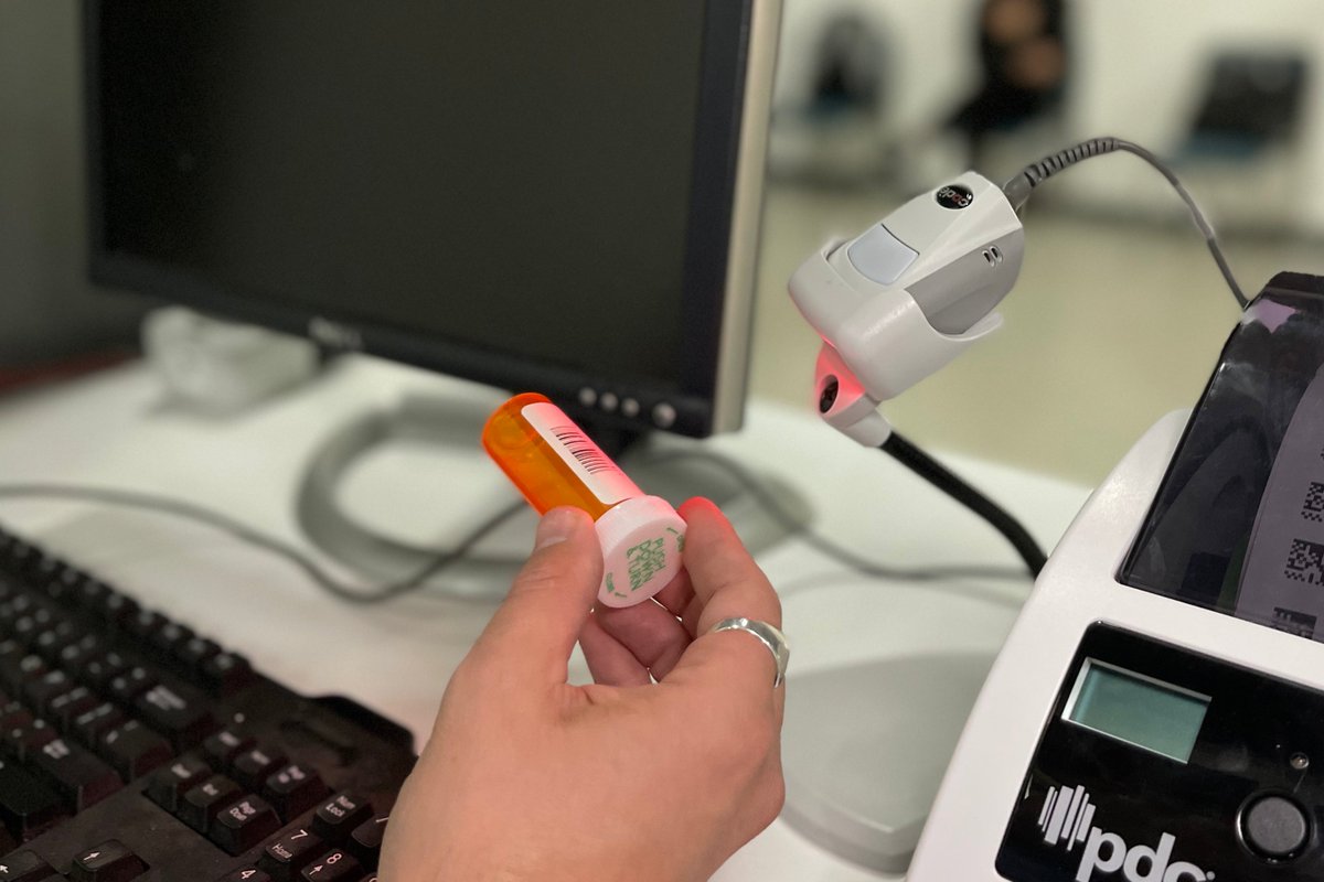 CodeCorp's tweet image. ⚙️ Accuracy drives trust. Trust drives care.

Code’s scanners deliver 99.9995% accuracy across damaged, distorted, and moving barcodes for safety from procurement to hospital automation to POC.

Dependable performance provides worry-free workflows so clinicians can focus less on…