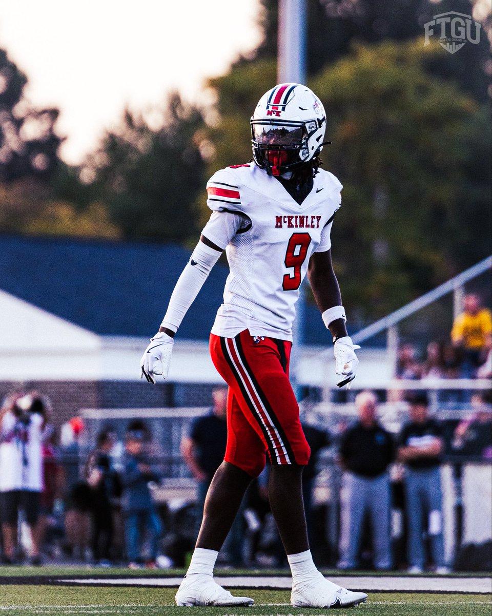Regular Season Highlights🚨

6’3” 185 CB/S
4 INT
92yd Pick-6
4 PBU
29 TKL

Division 1 competition 

Week 8 Cleveland Browns player of the week

Federal League Champions

Man defense, rarely targeted

hudl.com/v/2Su5L8

<a href="/McK_FBall/">McKinley Football</a> <a href="/TheJoeEwell/">Joe Ewell</a> <a href="/coach_wink55/">Coach Wink</a> <a href="/rburkefootball/">Ryan Burke</a>