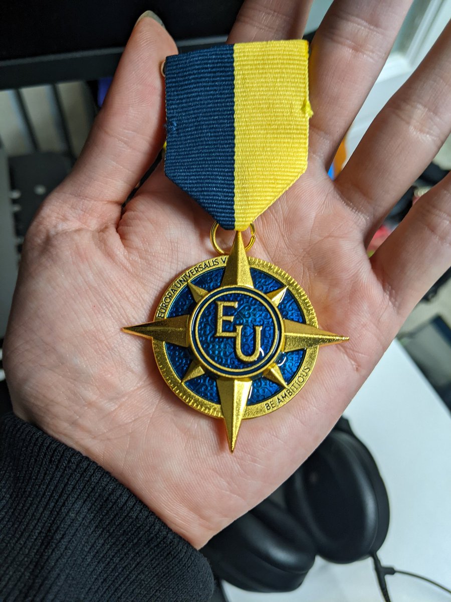 Sabrenity's tweet image. с первым релизом меня