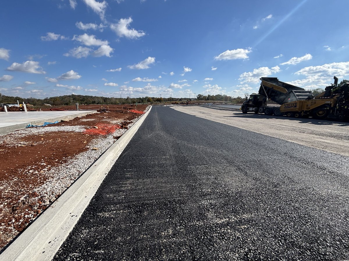 LDG_Development's tweet image. Progress is taking shape at our Echo Trail development!

Our construction team is making major strides to bring this community to life.

Take a look at the progress.