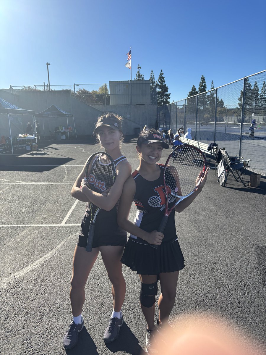 DestinyWBriscoe's tweet photo. Congratulations ladies, Coach Tom Arbuckle, and the entire Tennis team. Next up, today, is day two of the BVAL Championship. Wishing you ladies all the best today! https://t.co/9NDmUbjfvE