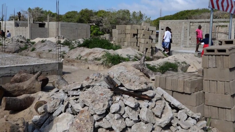 opaisonline's tweet photo. Sociedade
Município de Bilene ameaça revogar mais de 10 mil DUAT’S em dois meses
#bilene #gaza #opaisonline #opais #gruposoico
https://t.co/Q3Sz2emDbQ https://t.co/kidyohTVA3