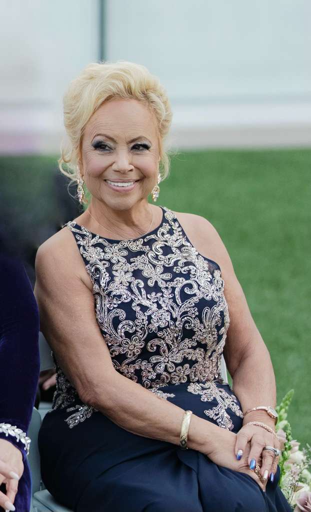 Domain Smoke 💨💨 tweet media