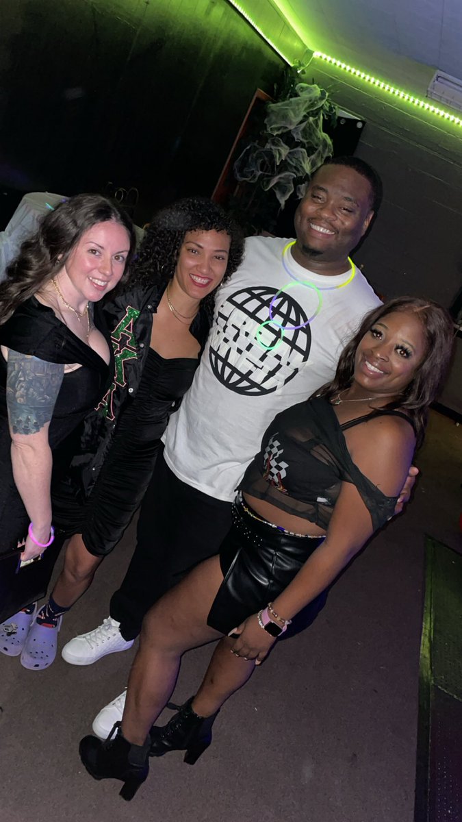 FREAKMAFIA_'s tweet photo. We Had A Ball, See Y’all Next Year!!..#FreakMafia #GlowParty https://t.co/8jl6gQXZJV