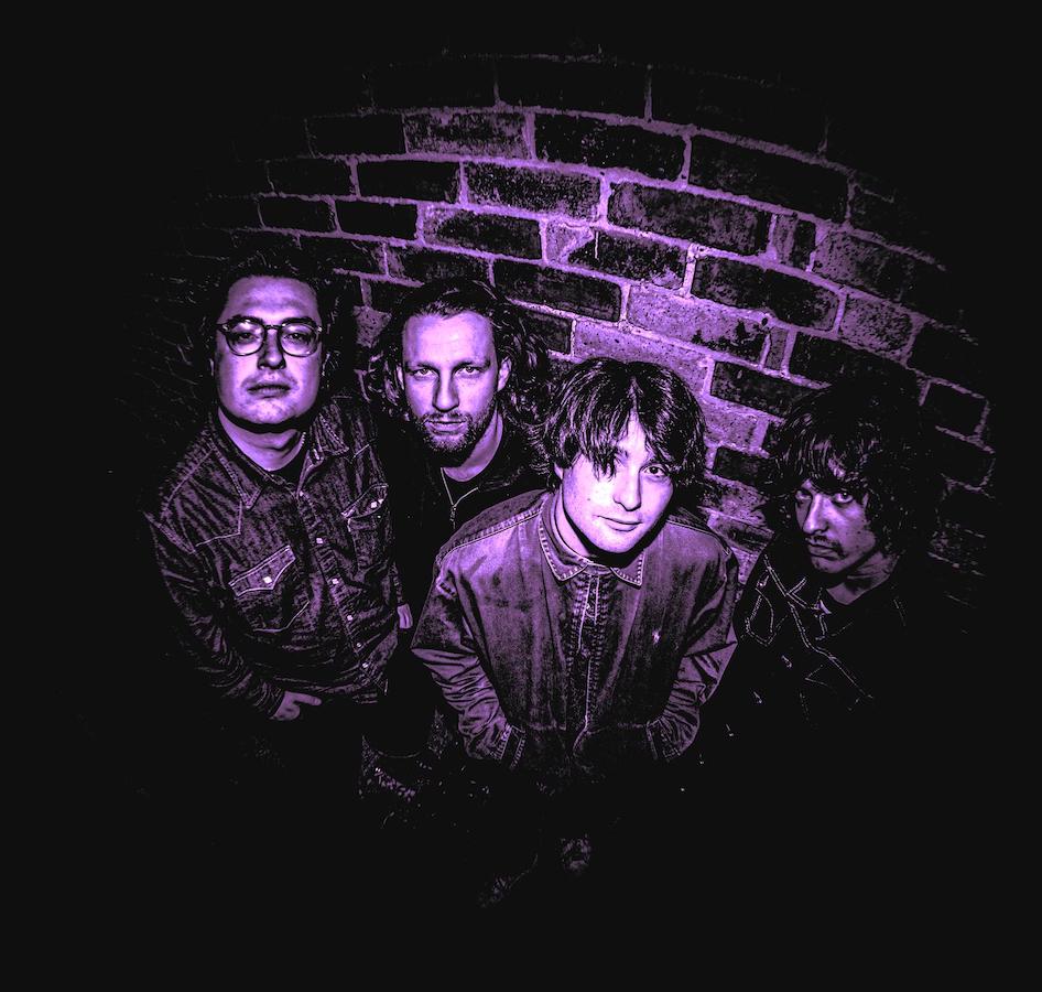 .<a href="/shadowsOAS/">Shadows of a Silhouette</a> new album 'For Those That Know' offers autobiographical alt rock - 

clashmusic.com/news/shadows-o…