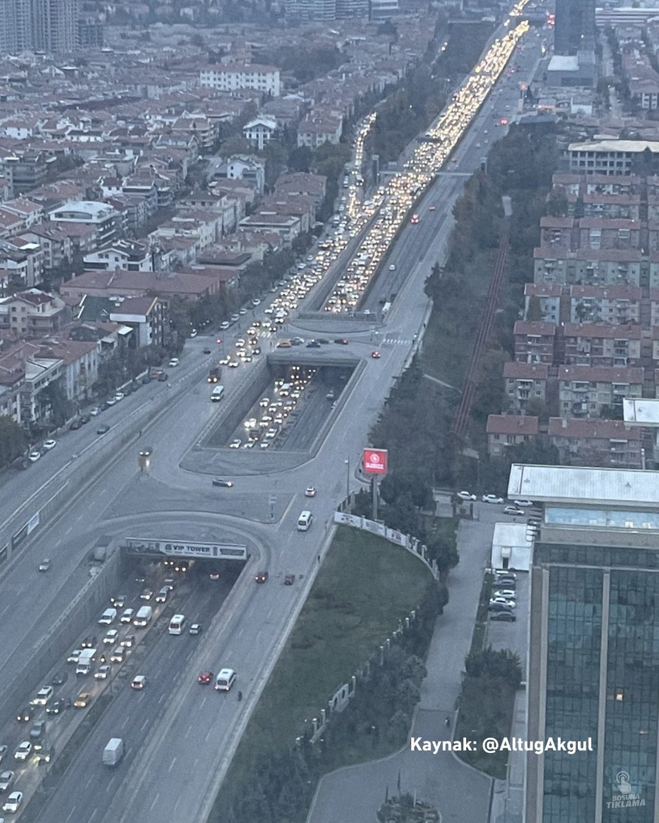 YENİ YOL YAPMAKLA TRAFİK ÇÖZÜLMEZ… İmza, Mansur Yavaş..

Çilenin başkenti Ankara📍