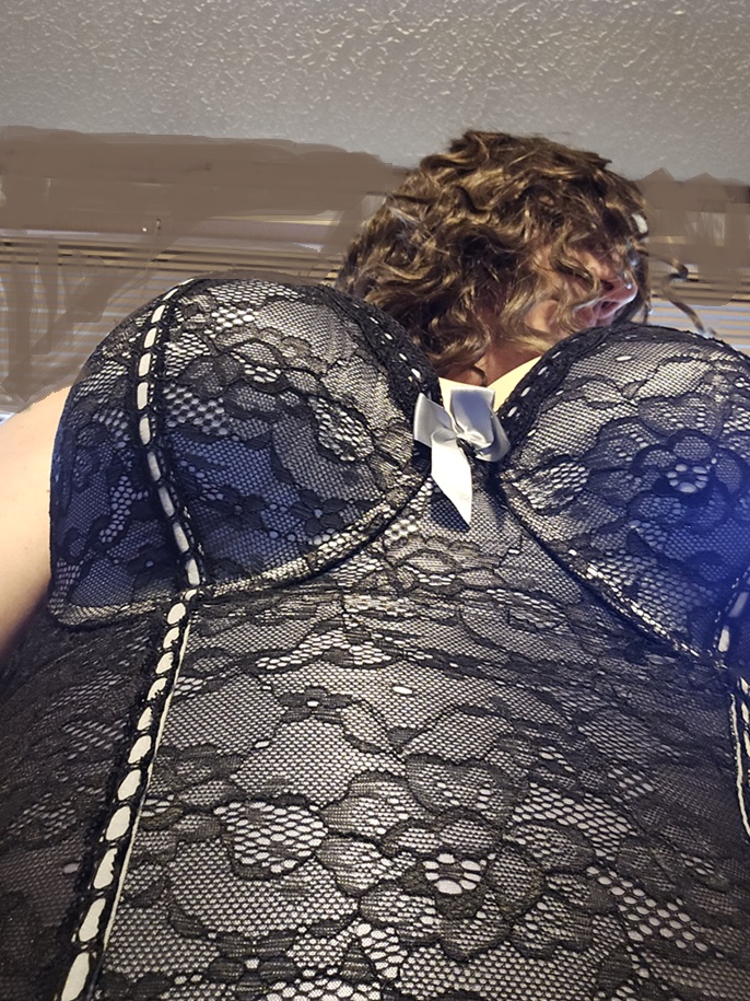 Finally got my new boobies! Who knew an H cup was so heavy, lol.