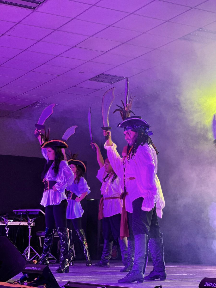 Arrancamos Sol y Diversión en Ixtapa Zihuatanejo! ☀️🌴

Parte de las acciones de promoción con hoteleros del destino, recibimos a agencias de viajes, operadores turísticos y medios de Guadalajara, para vivir la experiencia de nuestro paraíso con la conexión aérea con Volaris. ✈️