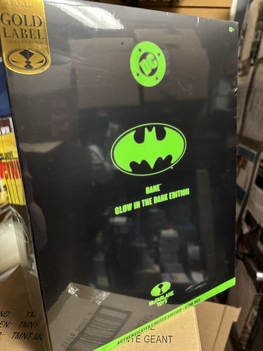 “The statues to great men are made of the stones thrown at them in their lifetime." — Jean Cocteau

#Bane