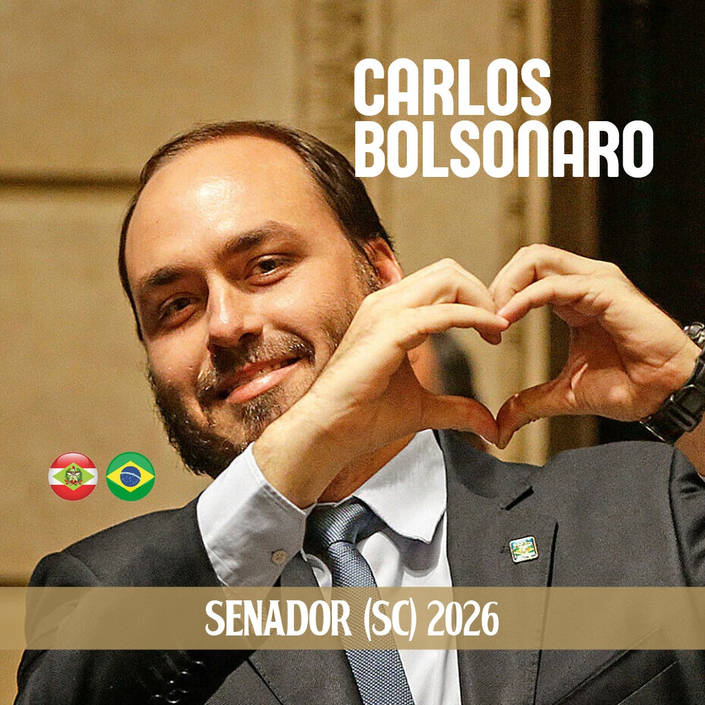 SheilaBarriosSP's tweet photo. PODEM CHORAR: CARLOS BOLSONARO É CANDIDATO POR SC

A polêmica sobre Carlos Bolsonaro, carioca, candidatar-se por Santa Catarina revela visão provinciana. Carlos é brasileiro, com direitos plenos ao fixar domicílio eleitoral (exigência legal) naquele estado. 

Repito, ele é brasileiro! É lamentável que o óbvio precise ser dito. 

O Senador

Um senador não é mero representante local; legisla sobre temas nacionais, impactando todo o Brasil. Reduzir o papel do senador a mero "representante local" é um equívoco grave.  

Suas atribuições transcendem fronteiras estaduais: aprova tratados internacionais, autoriza operações de crédito externo, julga autoridades federais em crimes de responsabilidade e, sobretudo, legisla sobre temas de interesse nacional, como orçamento, tributação e políticas públicas que afetam todos os brasileiros. 

Um senador catarinense, por exemplo, vota em leis que regulam o preço dos combustíveis no Rio de Janeiro ou a aposentadoria de um trabalhador maranhense. Suas decisões no plenário impactam a economia de São Paulo, a segurança no Amazonas e a educação no Rio Grande do Sul. Ele não é um "delegado" exclusivo de seu estado; é um legislador federal, eleito por uma base específica, mas com mandato de alcance nacional. 

Bairrismo tolo

O bairrismo é uma característica humana comum e ocorre mundialmente, mas no Brasil esse fenômeno é potencializado ao cubo. — O brasileiro é regionalista e territorialista ao extremo. Muitas pessoas agem como intendentes da vida e do cotidiano alheio, de temas que não dominam, de causas que desconhecem a fundo e até de estratégias que não entendem, mas juram saber. 
 
A Constituição não exige nativismo. Barrar por origem seria criar barreiras internas, contrariando a UNIDADE NACIONAL, ou seja, o sentido e sentimento de NAÇÃO! 

Proibir ou deslegitimar uma candidatura pela origem geográfica do candidato, seria o mesmo que barrar um engenheiro paulista de trabalhar em uma obra em Florianópolis, sob o pretexto de "tirar vaga de local". 

O Senado não é o clube paroquial da sua cidade ou do seu bairro, mas um espaço para diluir regionalismos em favor do país, não apenas do estado que elegeu aquele representante. 
 
Se querem julgar o Carlos, julguem-no por histórico e propostas – não pelo RG. Cidadania brasileira não tem CEP.