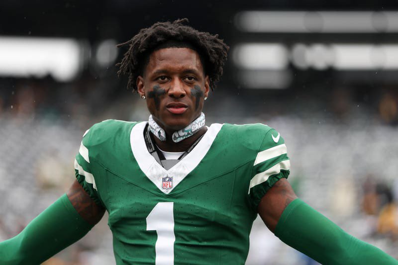 CharlieAnalyst's tweet photo. #Jets are trading superstar CB Sauce Gardner to the #Colts for two first-round picks https://t.co/W3EBDfSZvy
