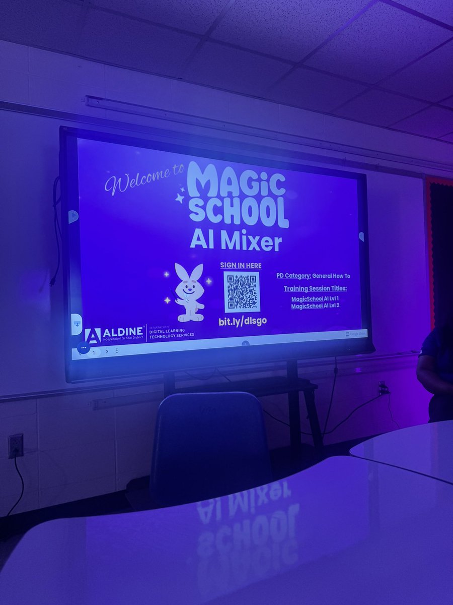 Lauren Hayes, M.Ed (she/her) tweet media