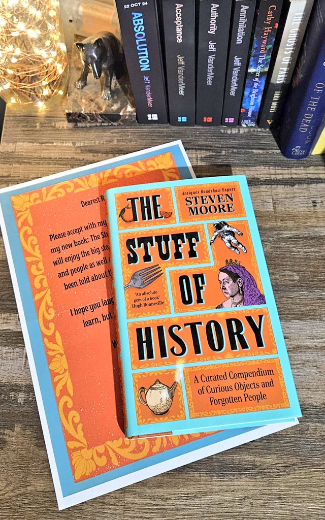 Next up, again a huge thank you to <a href="/bonnierbooks_uk/">Bonnier Books UK</a> <a href="/BlinkPublishing/">Blink Publishing</a> and <a href="/MrStevenMoore/">Steven Moore</a> for sending me a copy of the fab #TheStuffOfHistory : A Curated Compendium of Curious Objects and Forgotten People 😀 Already addicted and only a few pages in!