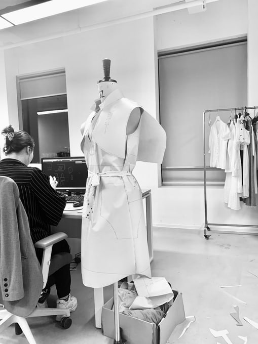 Perry112Perry's tweet image. The journey is just as beautiful as the final piece. Can you guess what the dress will look like?