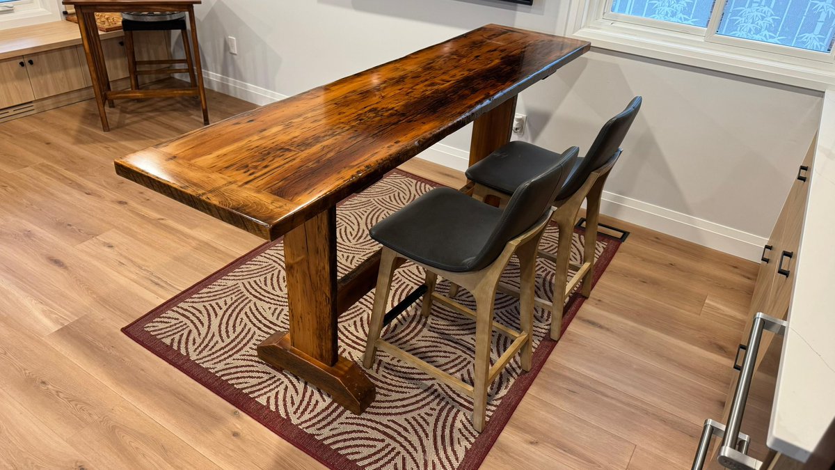 Ontario Reclaimed Barnwood Furniture tweet media