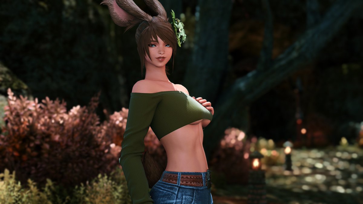 I present to thee another offering of tummy for this Tuesday