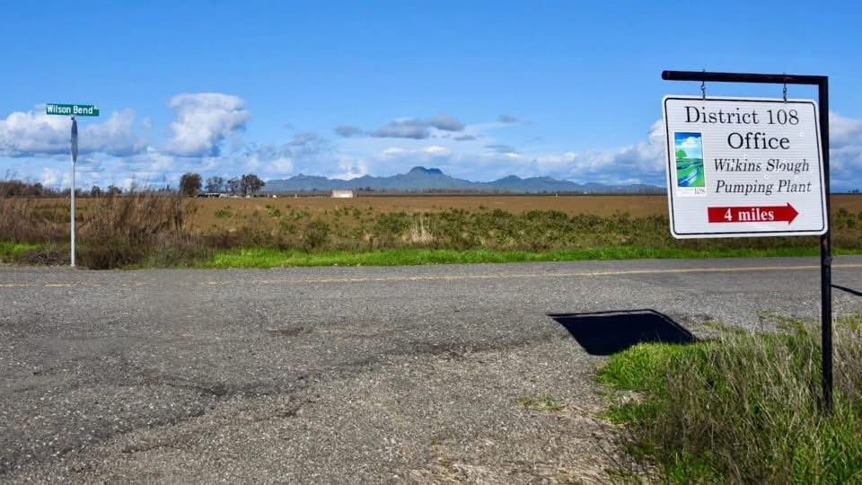 RD108Irrigation's tweet photo. The view never gets old #sutterbuttes https://t.co/H0RXTdcIYE