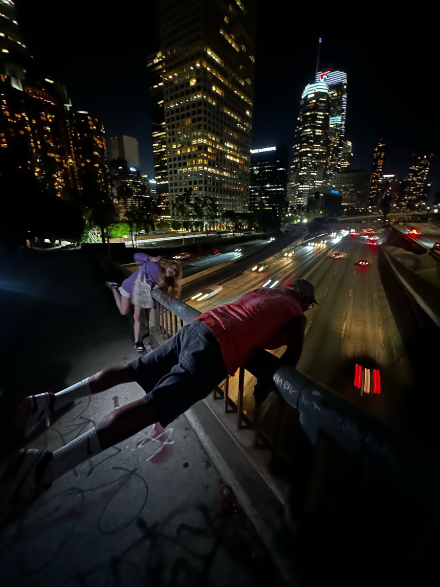 mati | “went to my show” 😭 tweet media