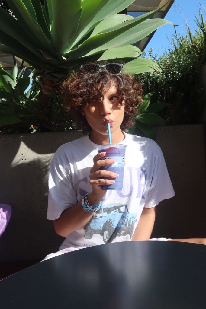 mati | “went to my show” 😭 tweet media