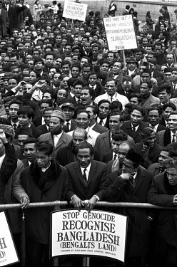 in_tasin's tweet photo. Some rare, previously unseen images from Trafalgar Square in 1971, capturing Bangladesh’s “Stop Genocide” rally and the “Recognize Bangladesh” demonstration. https://t.co/apK4CzCYZj