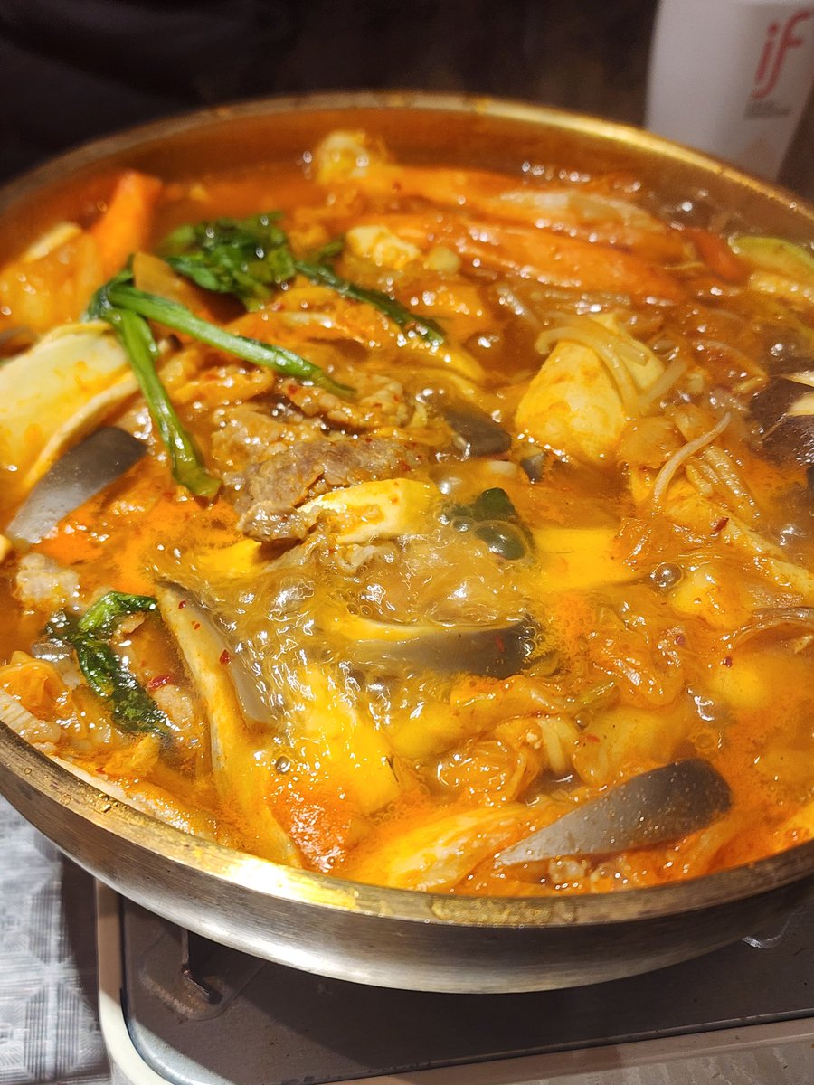 Fu_Aug's tweet image. “Re?”