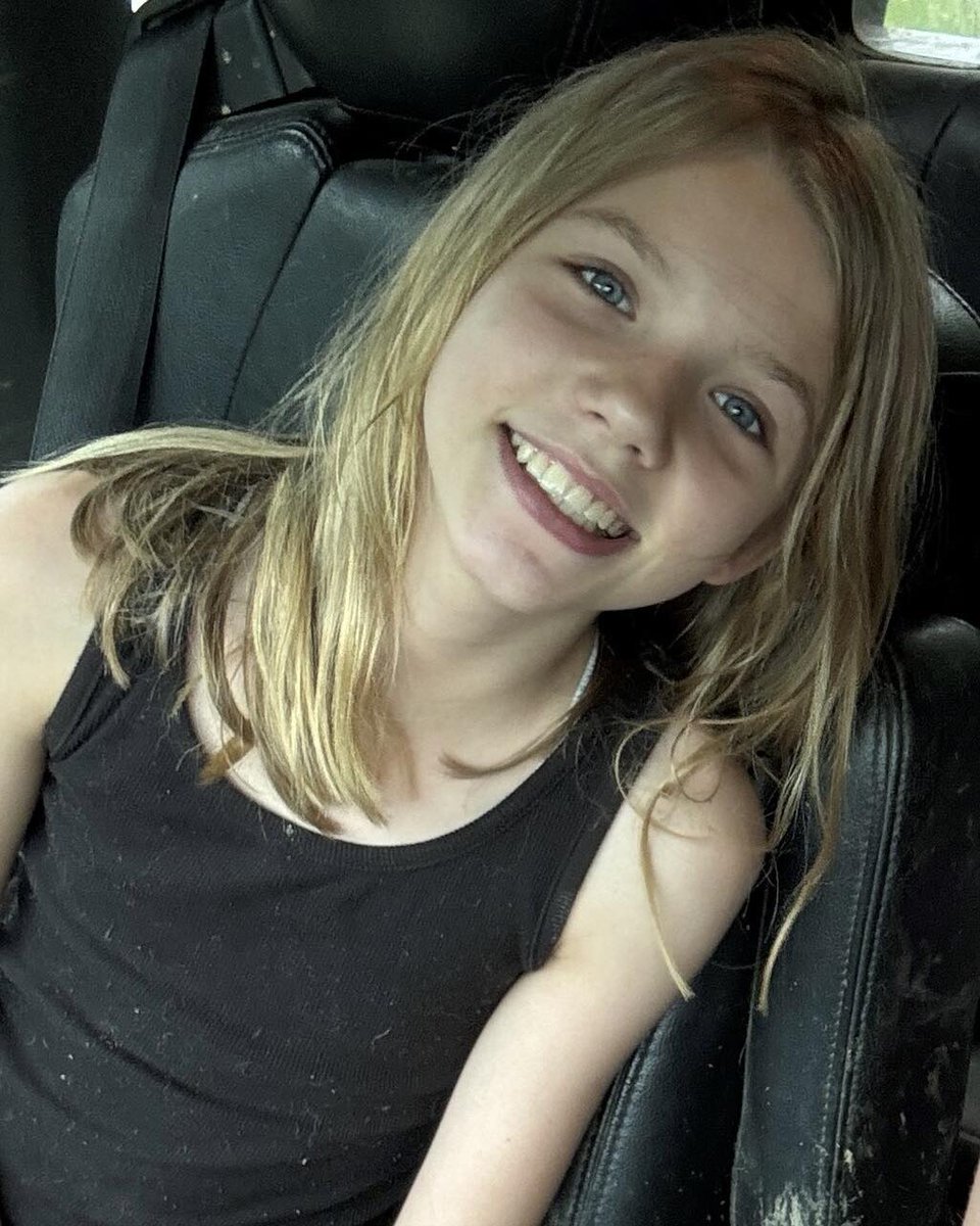 ❗MISSING CHILD – ROBERTSON COUNTY❗

Kentucky State Police are asking for the public’s help in locating 11-year-old Addelyn Thornsberry, who was reported missing in Robertson County.

➡️ Read more from WKYT: wkyt.com/2025/11/04/ksp…